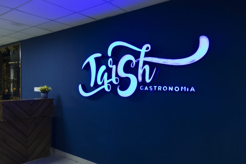 Tarsh Gastronomy: Ravishing Ambience, Scrumptious Food and Affordable Rates.
